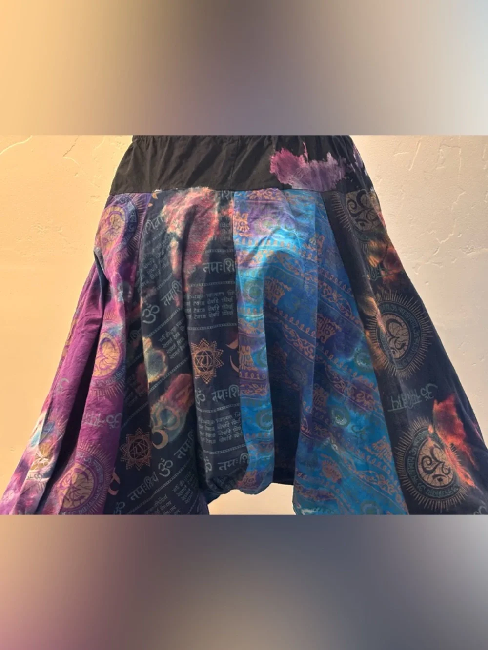 Kathmandu Imports Wide-Leg Printed Harem Tie-Dye Sacred Symbol Pants - Picture 5 of 11